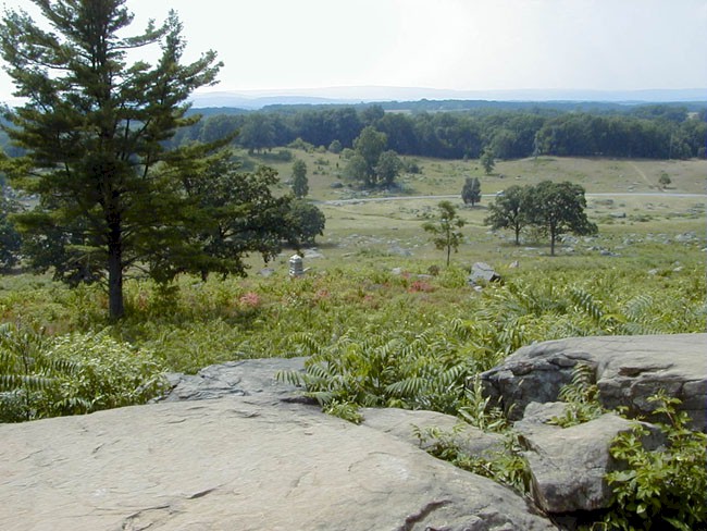 little roundtop.jpg (109880 bytes)