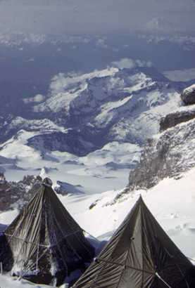 Rainier tent.jpg (89783 bytes)